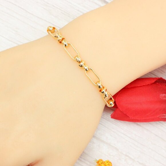 "Trendy Handmade Bracelet – A Thoughtful Gift for Girls & Women | UNVRC1557 - Picture 2 of 10